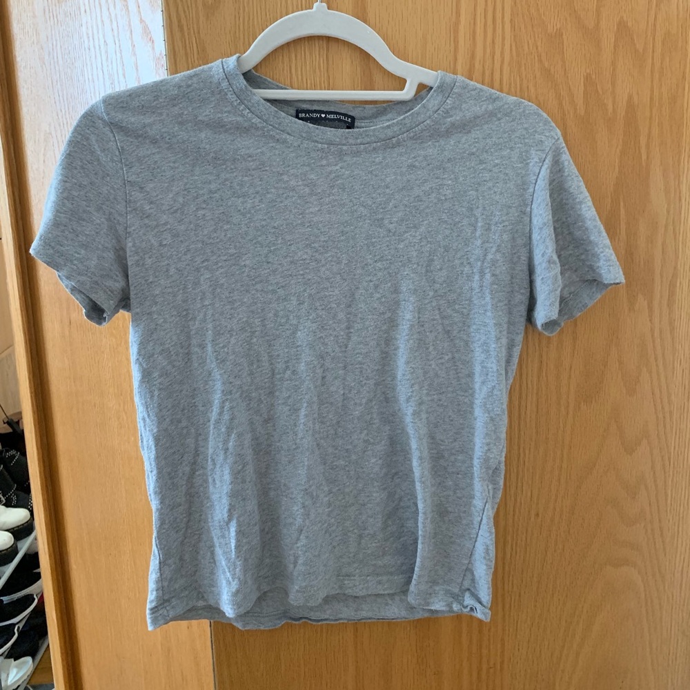 Brandy Melville grey tshirt